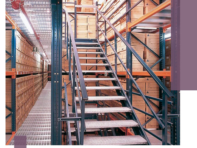 Лестницы складские прочные и безопасные под ключ в Иванове