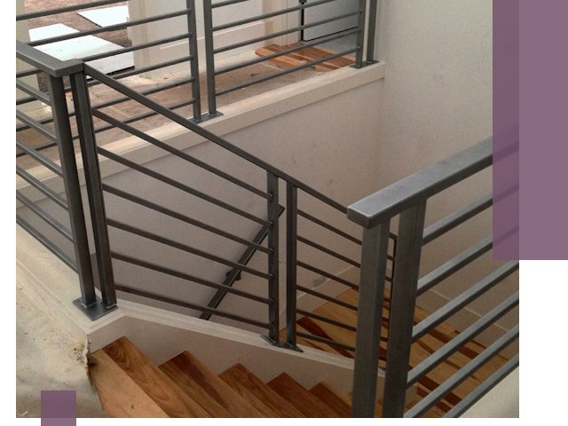 Изготовление поручней из металла и дерева в Иванове